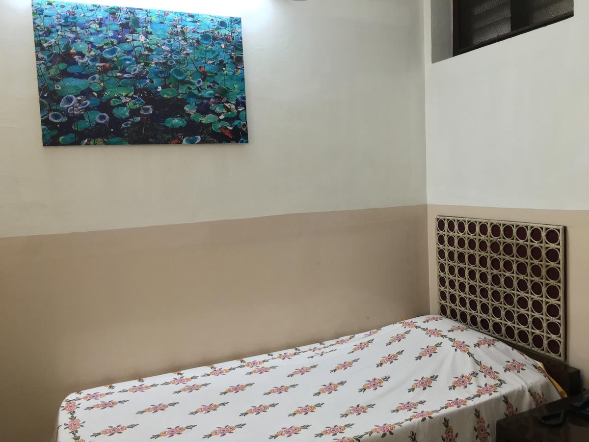 Homestead Hotel 戈德亚姆 外观 照片
